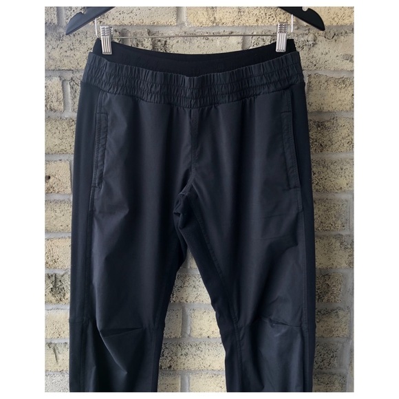 LULULEMON Dual Panel Running Track Pant - Picture 3 of 9